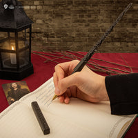 Stylo baguette avec socle & marque-page lenticulaire Sirius Black