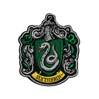 Set de 6 Écussons Deluxe Maisons Poudlard et Reliques de La Mort